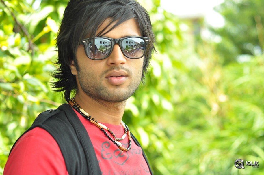 Ye-Mantram-Vesave-Movie-Stills